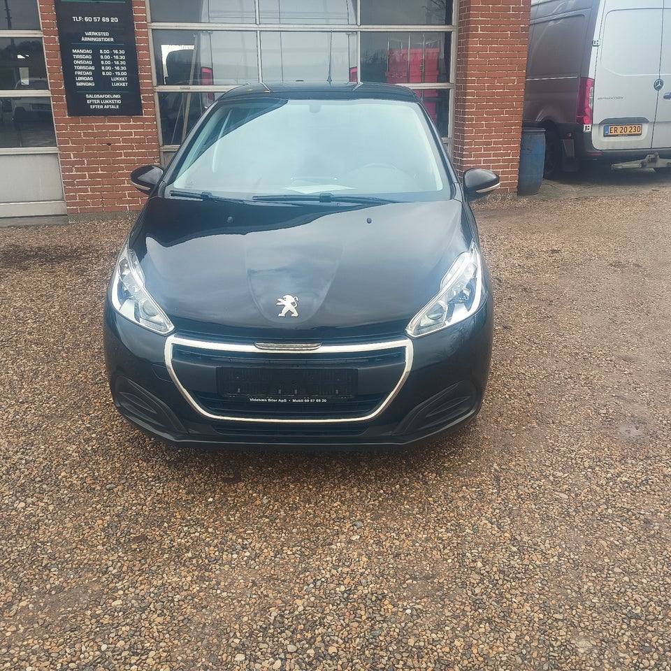 Peugeot 208 1,6 BlueHDi 100 Active 5d