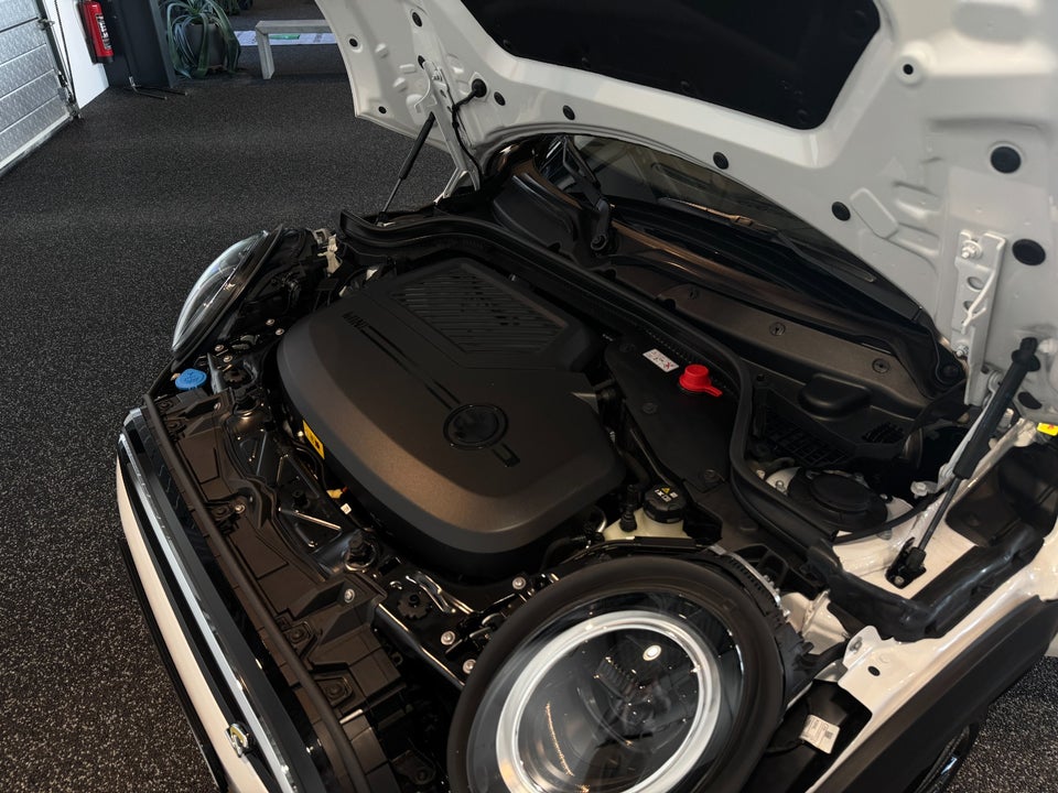 MINI Cooper SE Classic 3d