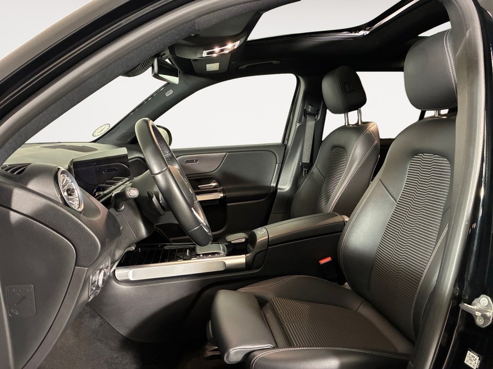 Mercedes EQB350 Progressive Line 4Matic 5d