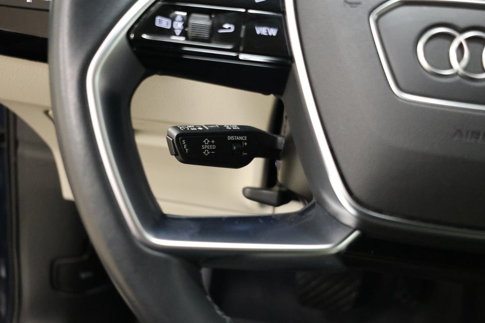 Audi Q8 e-tron 55 Advanced quattro 5d
