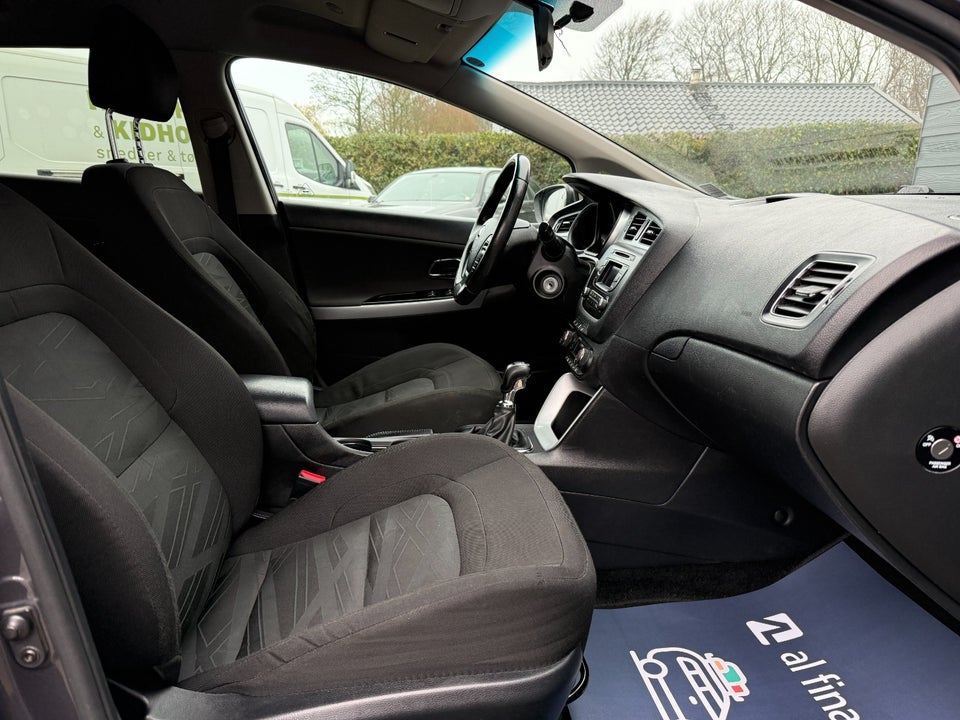 Kia Ceed 1,4 CVVT Limited SW 5d