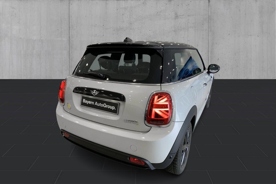 MINI Cooper SE Classic Trim 3d