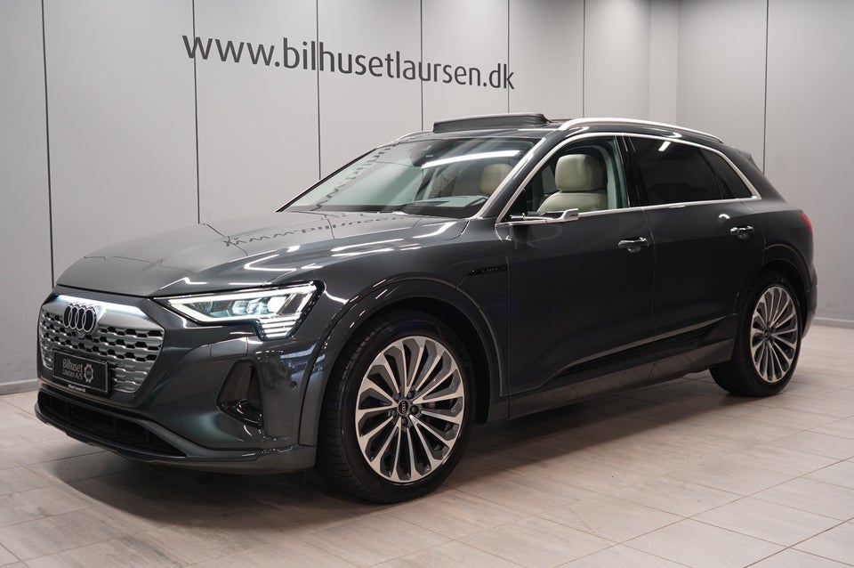 Audi Q8 e-tron 55 Prestige quattro 5d