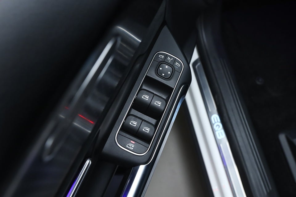 Mercedes EQB250+ AMG Advance 5d