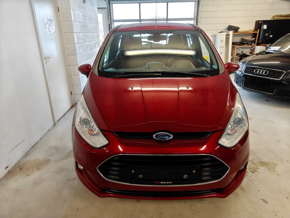 Ford B-MAX 1,0 SCTi 100 Titanium 5d