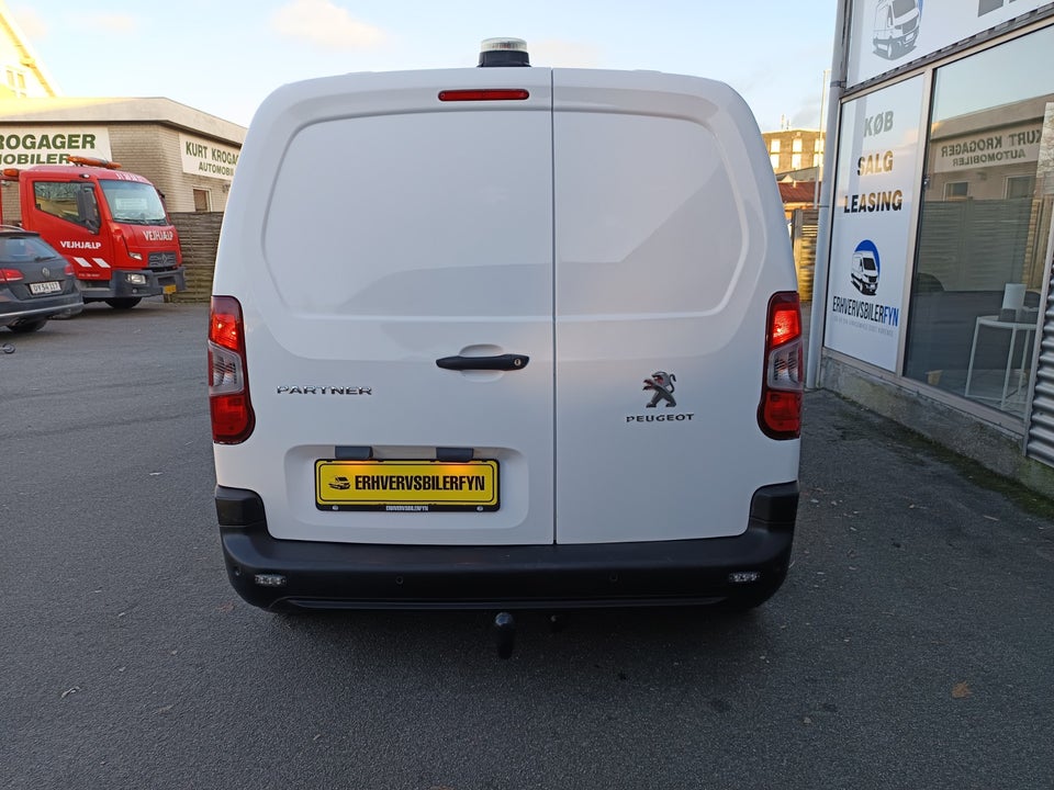 Peugeot Partner 1,5 BlueHDi 100 L1V1 Plus Van