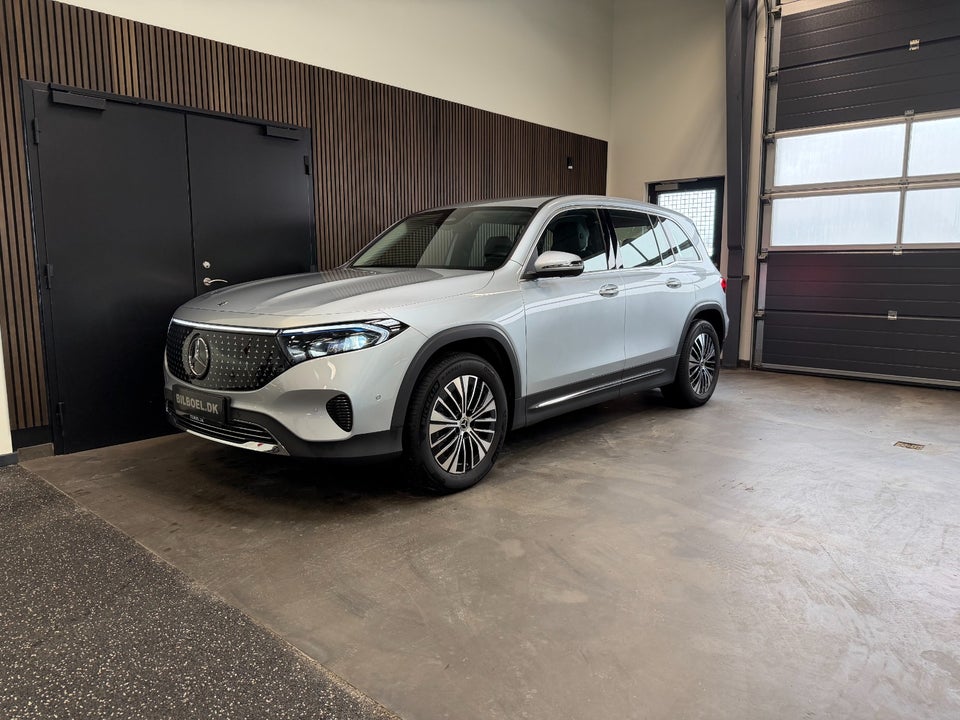 Mercedes EQB250+ Electric Art 5d