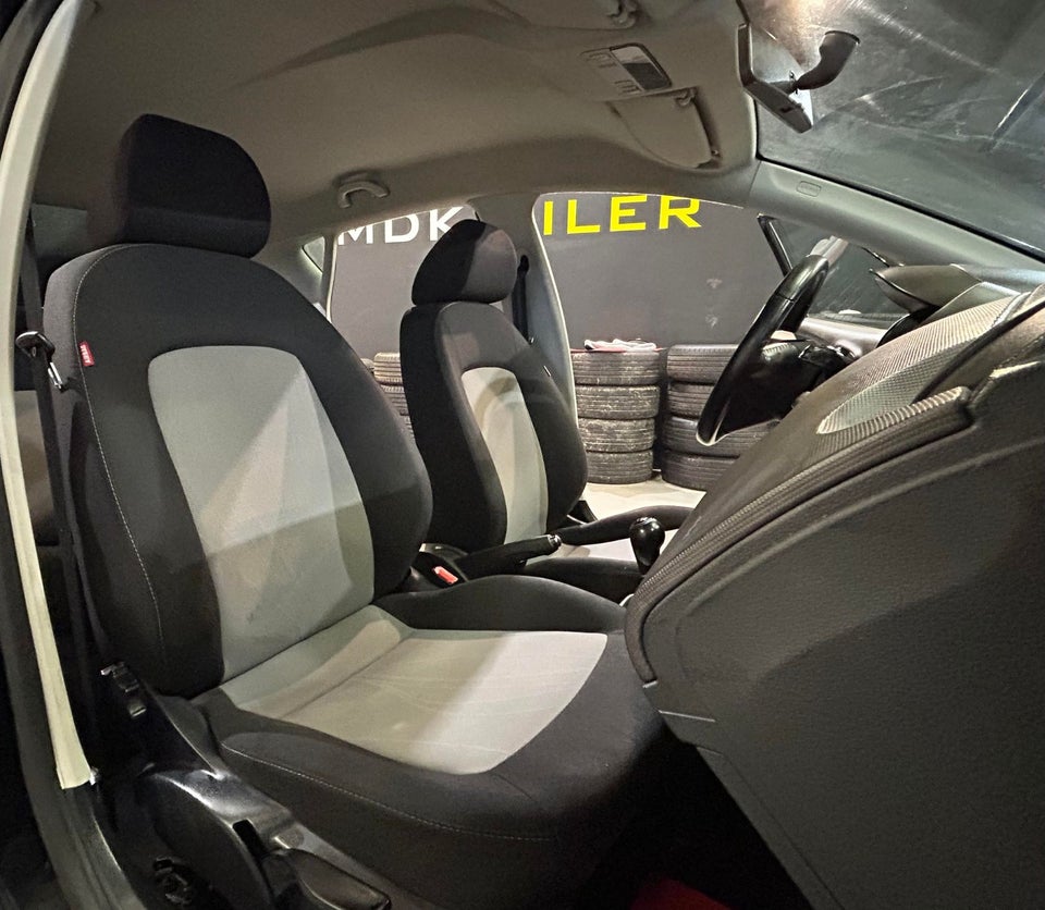 Seat Ibiza 1,6 TDi 90 Reference 5d