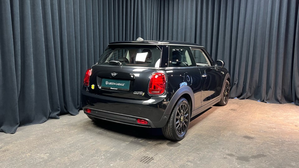 MINI Cooper SE Edition Premium Plus 3d