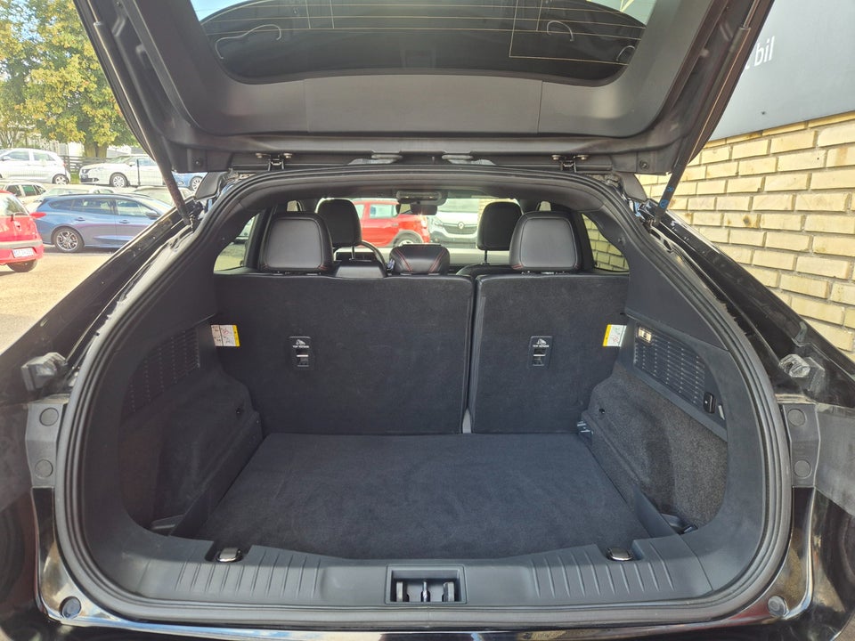 Ford Mustang Mach-E 98 Extended Range AWD 5d