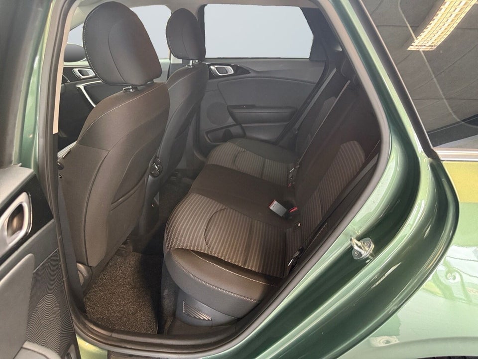 Kia Ceed 1,6 PHEV Prestige SW DCT 5d