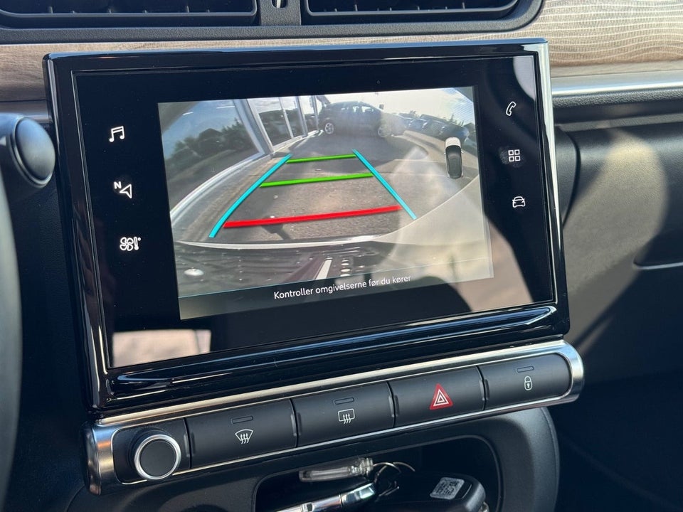 Citroën C3 1,2 PureTech 83 Shine Sport 5d