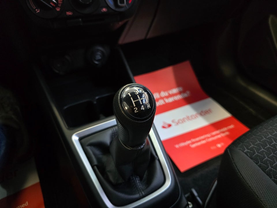 Suzuki Swift 1,2 mHybrid Action Star 5d