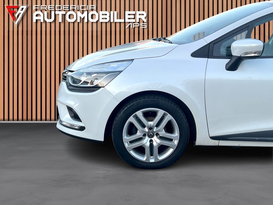 Renault Clio IV 0,9 TCe 90 Zen Sport Tourer 5d