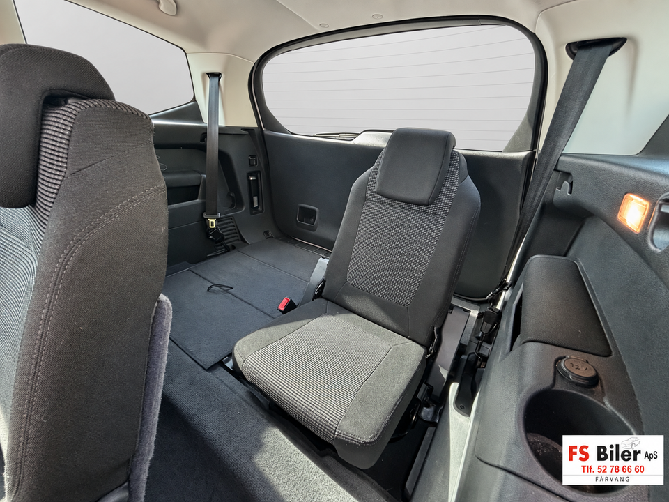 Peugeot 5008 1,6 VTi Comfort+ 5d