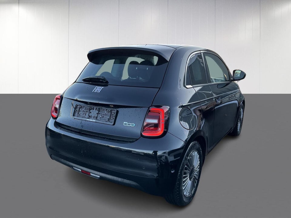Fiat 500e 42 Icon 3+1 4d