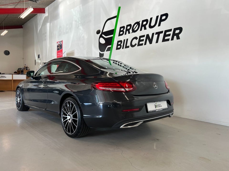 Mercedes C220 d 2,0 Advantage AMG Coupé aut. 2d