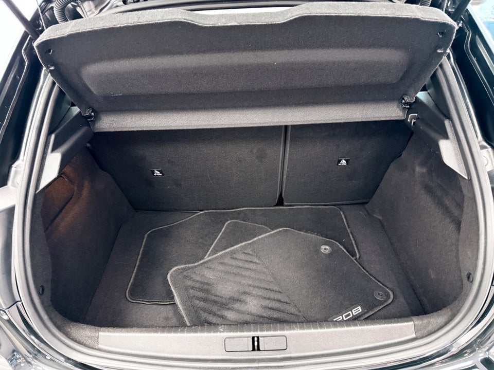 Peugeot 208 1,2 PureTech 100 Precision Pack 5d