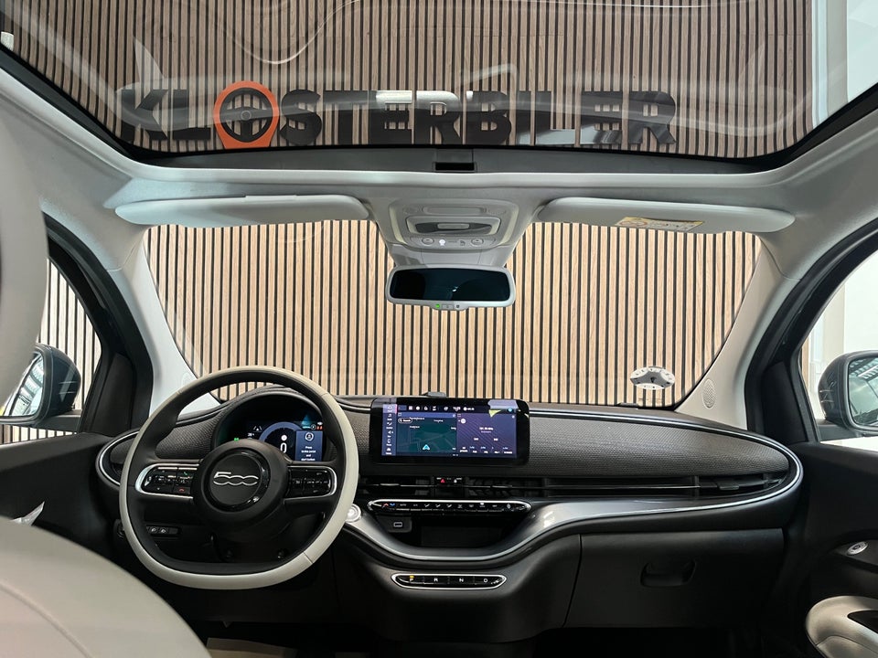 Fiat 500e 42 la Prima Sky 3d