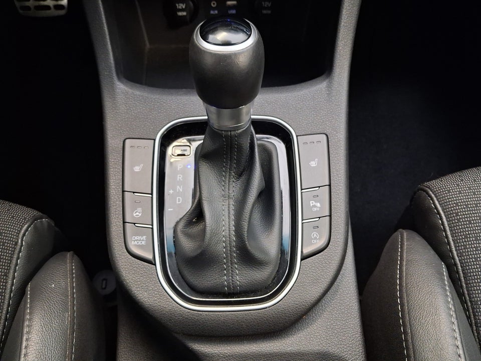 Hyundai i30 1,4 T-GDi Premium stc. DCT 5d