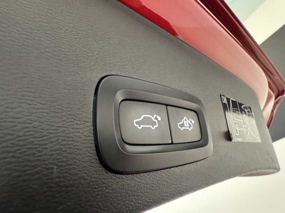 Volvo XC40 1,5 T5 ReCharge Inscription X aut. 5d