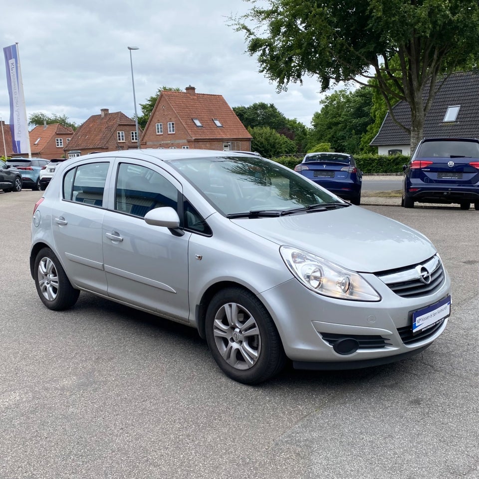 Opel Corsa 1,4 Enjoy 5d