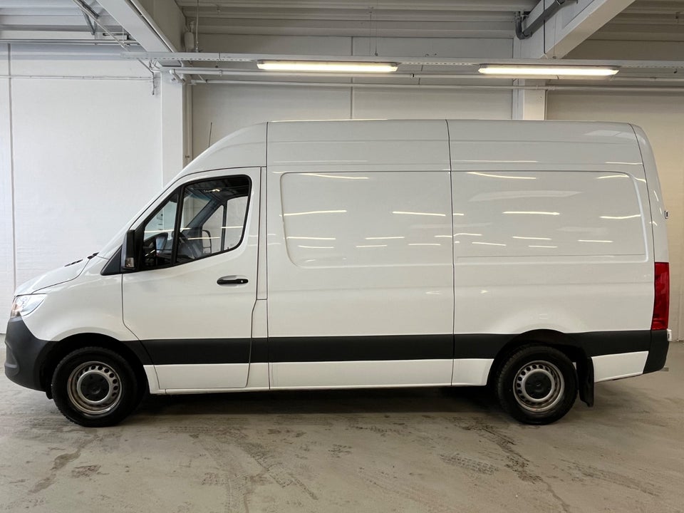 Mercedes Sprinter 317 2,0 CDi A2 Kassevogn aut. RWD