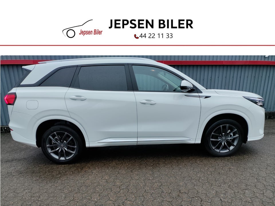 Navor E5 1,5 PHEV Rock 5d