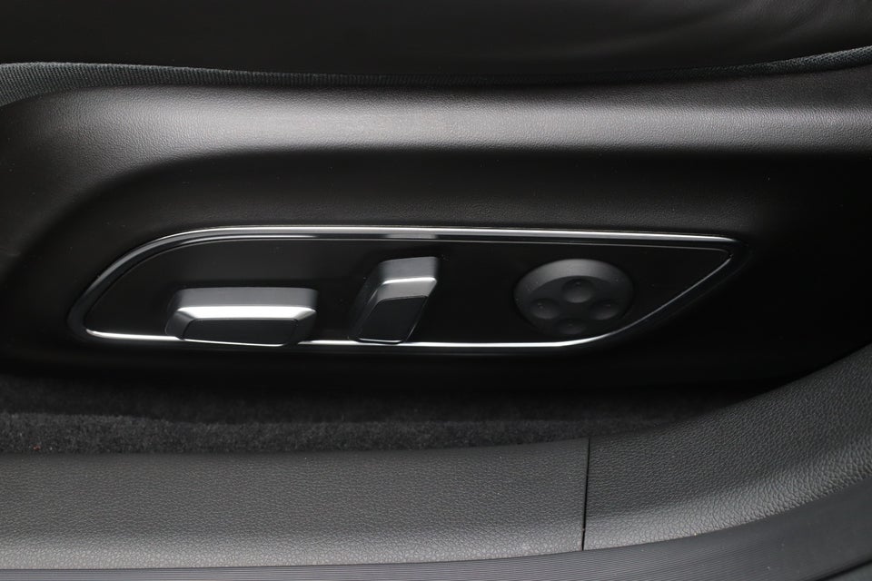 Xpeng P7 Long Range 4d