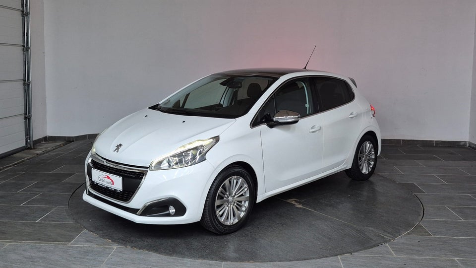 Peugeot 208 1,2 VTi 82 Allure 5d