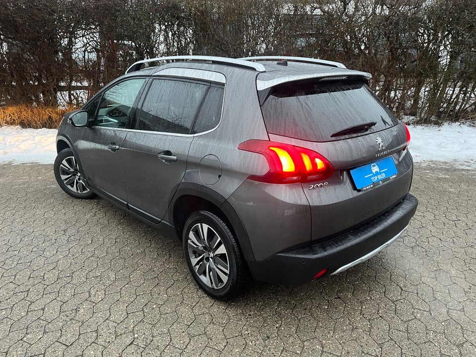 Peugeot 2008 1,2 e-THP 110 Allure 5d