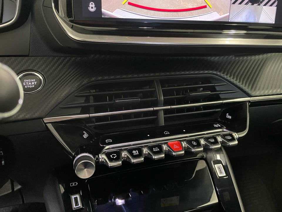 Peugeot 2008 1,2 PureTech 130 Allure EAT8 5d
