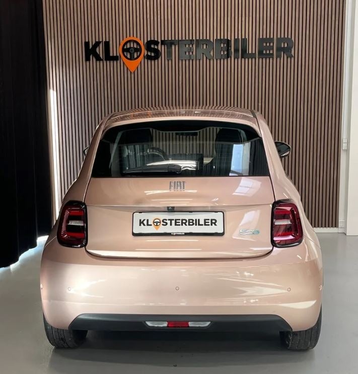 Fiat 500e 42 Icon 3d