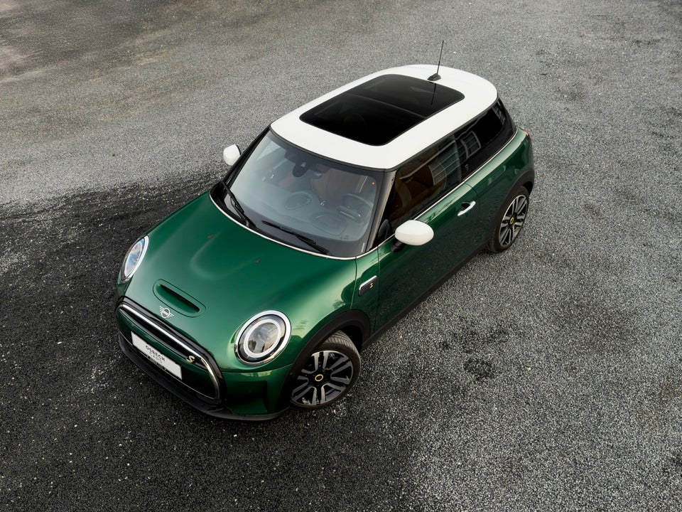 MINI Cooper SE Younique Trim 3d