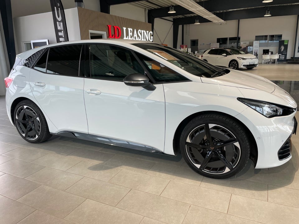 Cupra Born 77 Pasión 5d