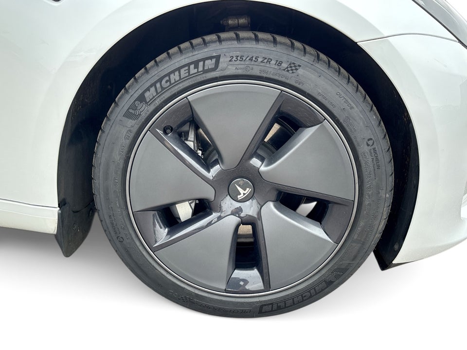 Tesla Model 3 RWD 4d