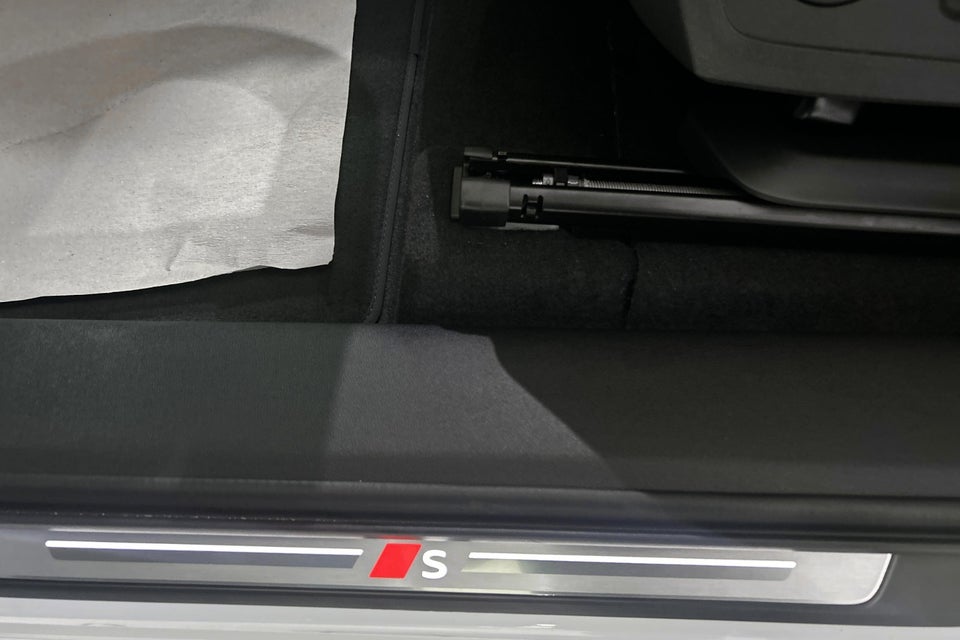 Audi Q6 e-tron Ultra quattro 5d