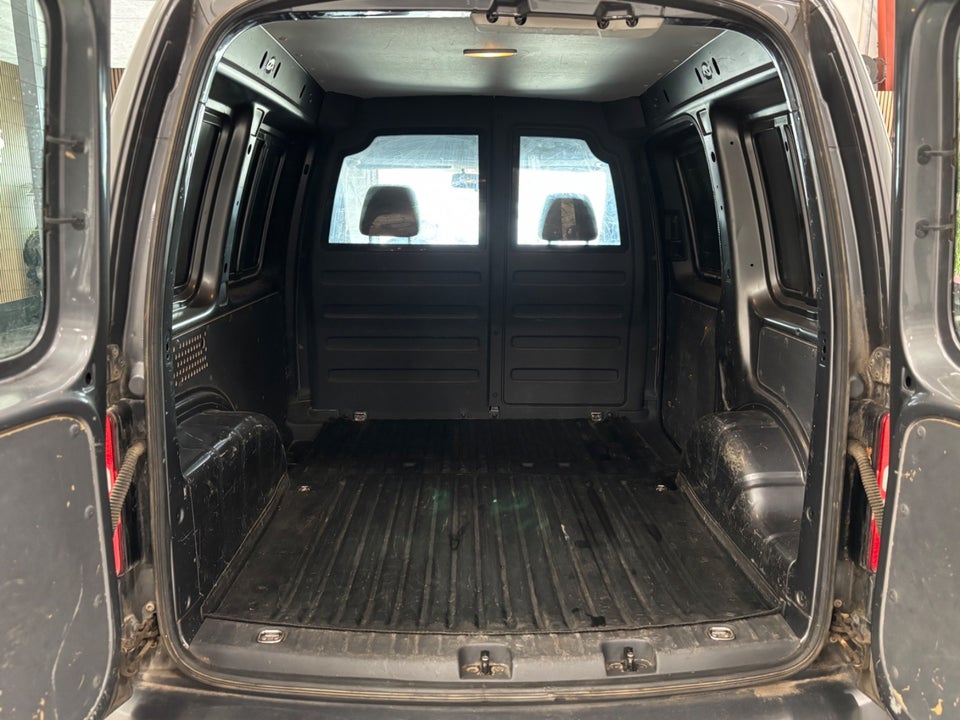 VW Caddy 1,6 TDi 75 BMT Van 4d
