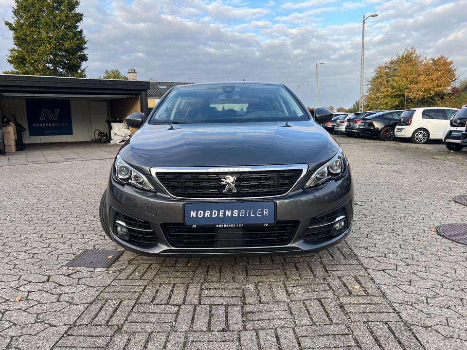 Peugeot 308 1,2 PureTech 130 Active 5d