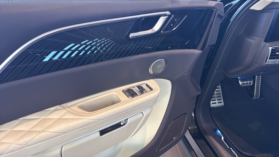 Hongqi E-HS9 120 Exclusive+ 5d