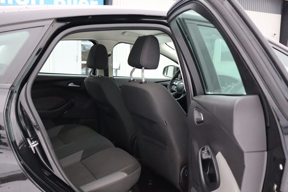 Ford Focus 1,6 Ti-VCT 105 Titanium 5d