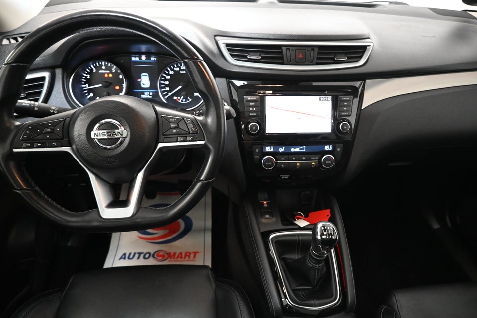 Nissan Qashqai 1,3 Dig-T 140 Tekna 5d