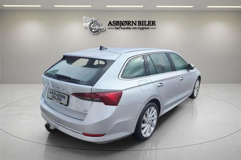 Skoda Octavia 1,4 TSi iV Plus Combi DSG 5d