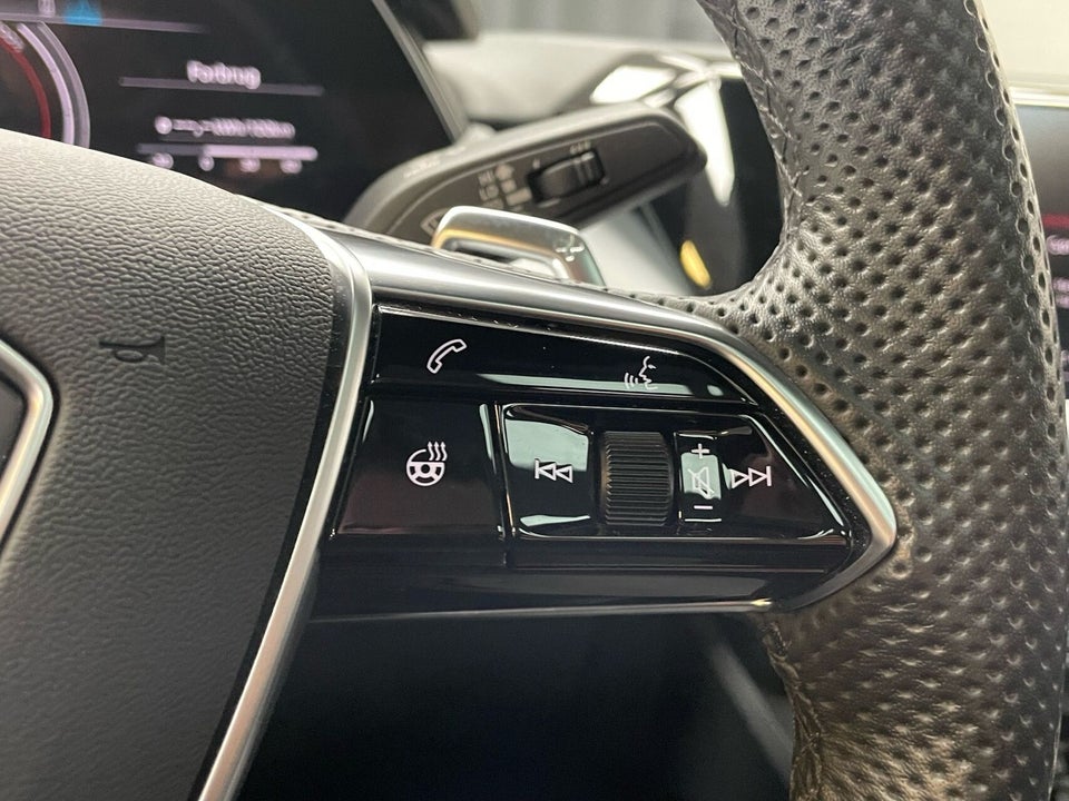 Audi e-tron GT quattro 4d