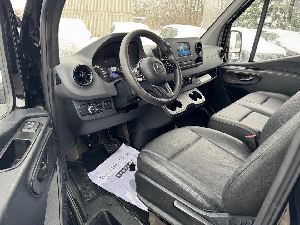 Mercedes Sprinter 214 2,2 CDi A2 Kassevogn aut. FWD
