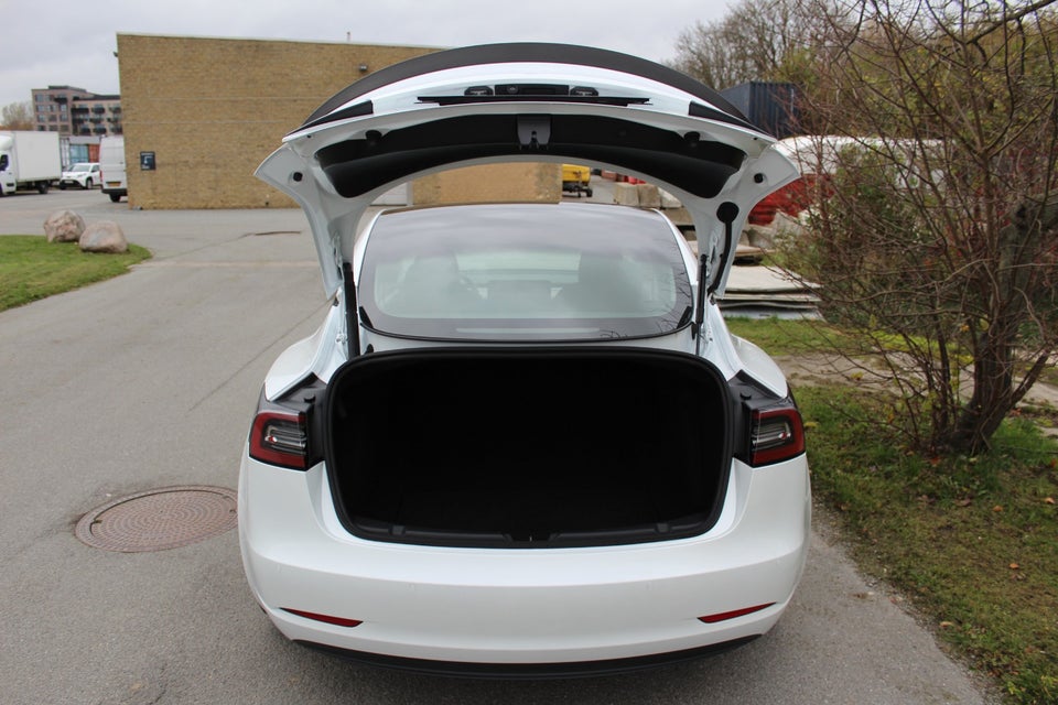 Tesla Model 3 Performance AWD 4d