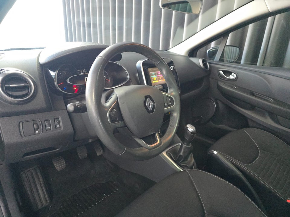 Renault Clio IV 1,5 dCi 90 Limited 5d