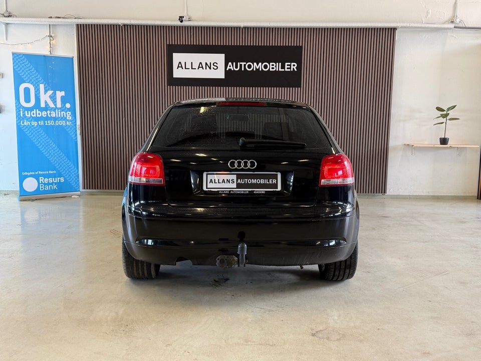 Audi A3 1,6 Ambiente 3d