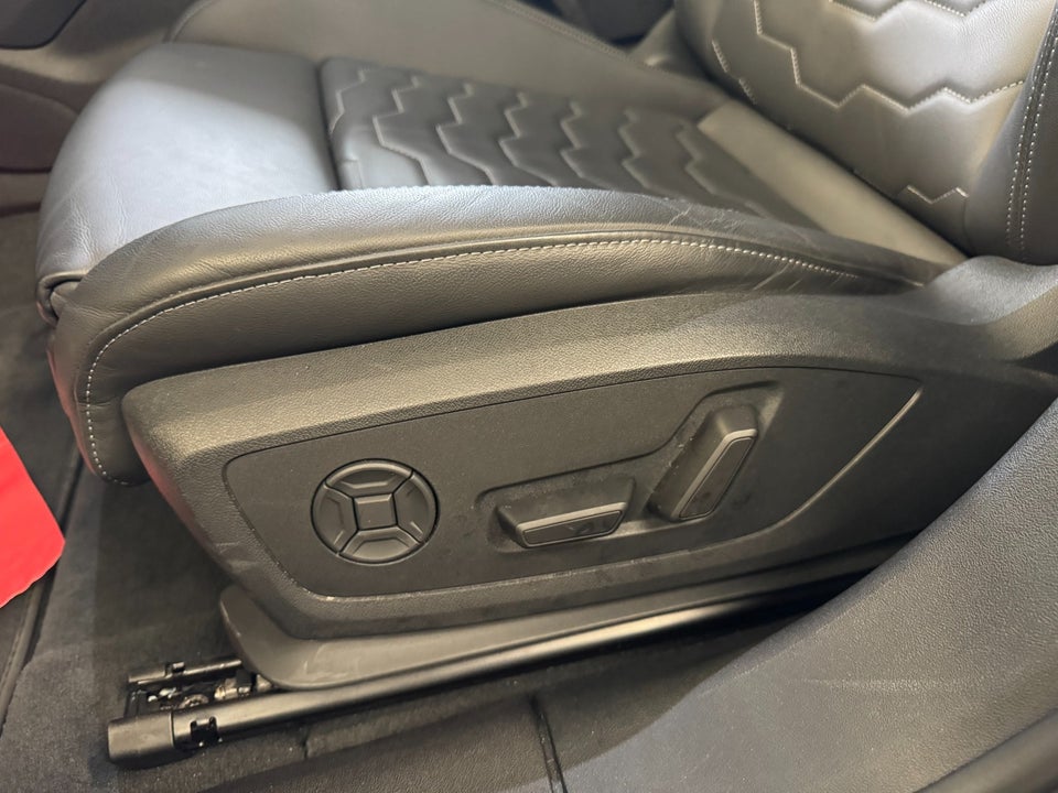Audi A6 e-tron S-line plus performance Avant 5d