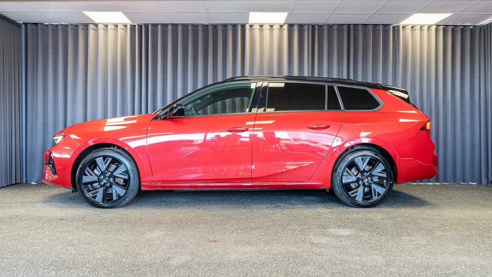 Opel Astra-e 54 GS Sports Tourer 5d